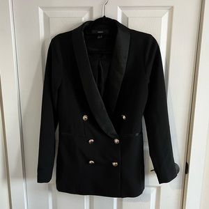 Women black classic jacket